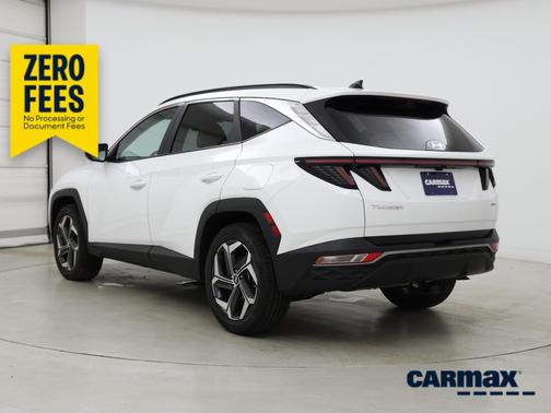 White 2023 Hyundai TUCSON SEL
