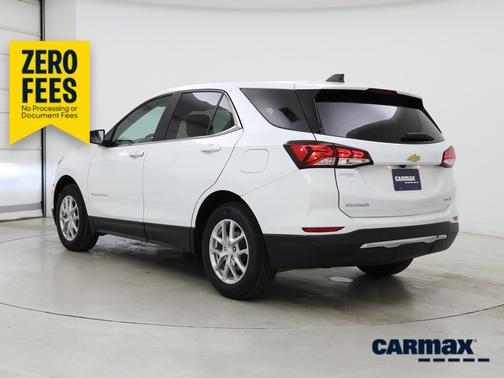 White 2023 Chevrolet Equinox LT