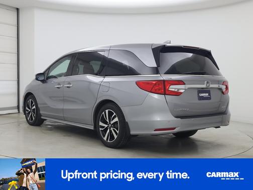 Silver 2018 Honda Odyssey Elite