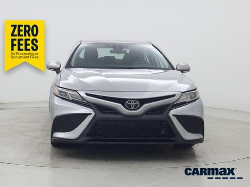 Silver 2023 Toyota Camry SE