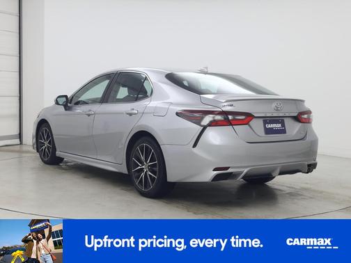 Silver 2023 Toyota Camry SE