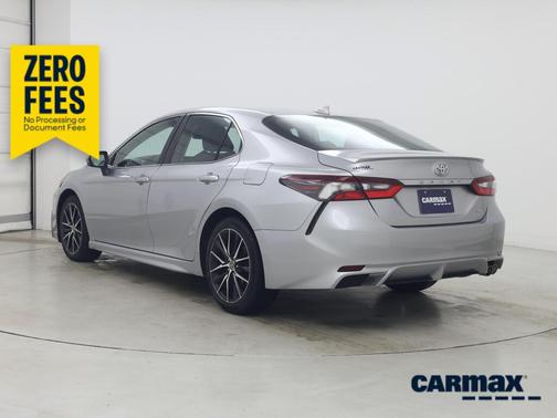 Silver 2023 Toyota Camry SE