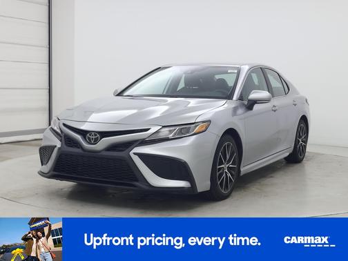 Silver 2023 Toyota Camry SE