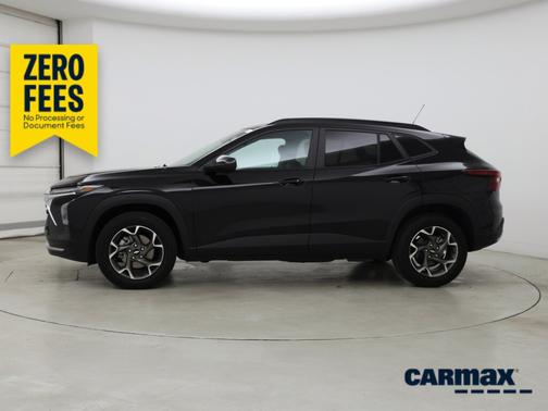 Black 2025 Chevrolet Trax LT