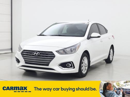 2019 Hyundai Accent SE