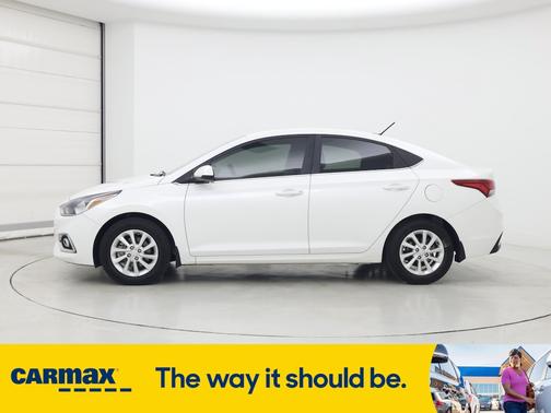 2019 Hyundai Accent SE