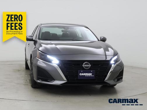 Gray 2023 Nissan Altima SL