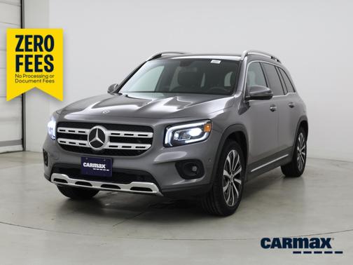 Gray 2023 Mercedes-Benz GLB 250