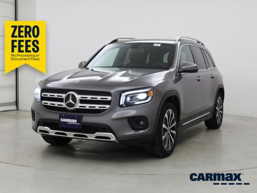 Gray 2023 Mercedes-Benz GLB 250