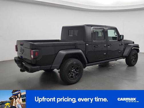 Black 2021 Jeep Gladiator Sport