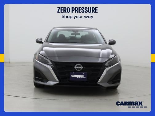 Gray 2023 Nissan Altima SV
