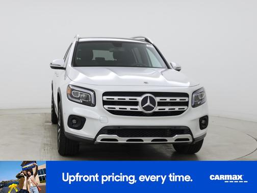 White 2023 Mercedes-Benz GLB 250