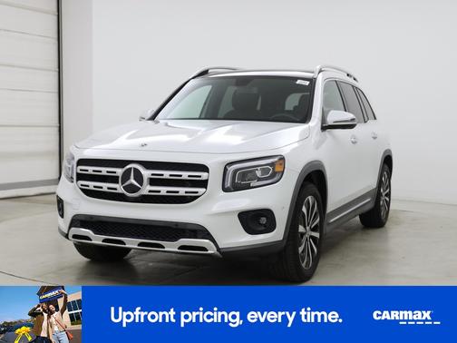 White 2023 Mercedes-Benz GLB 250