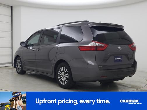2020 Toyota Sienna XLE Premium