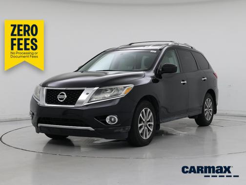 Black 2015 Nissan Pathfinder SV