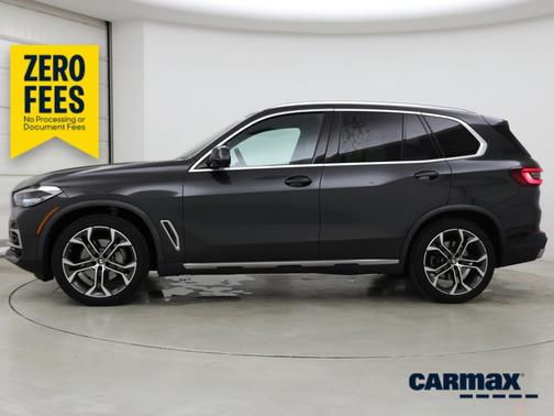 Gray 2023 BMW X5 sDrive40i
