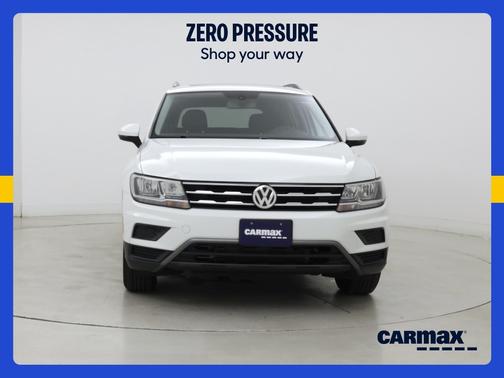 White 2019 Volkswagen Tiguan SE