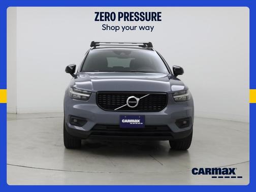 Gray 2020 Volvo XC40 T5 R-Design