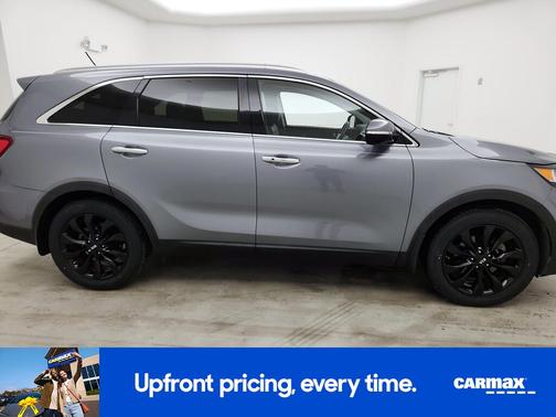 Gray 2020 Kia Sorento EX