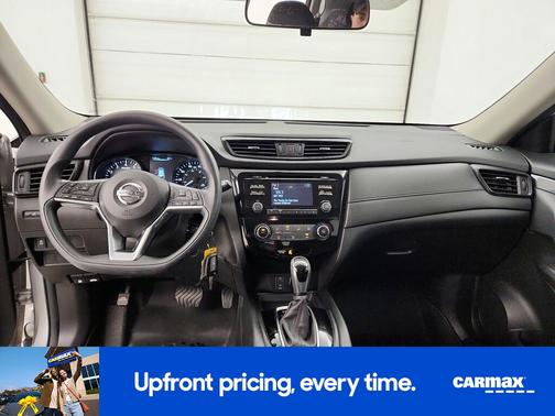 Silver 2017 Nissan Rogue S