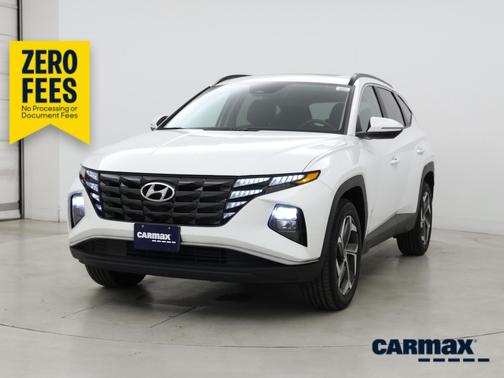 White 2023 Hyundai TUCSON SEL