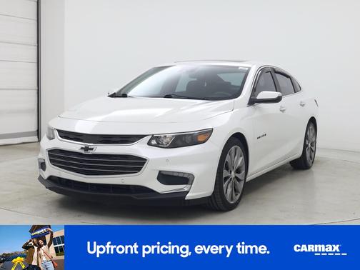 White 2018 Chevrolet Malibu Premier