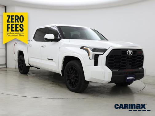 White 2023 Toyota Tundra SR5