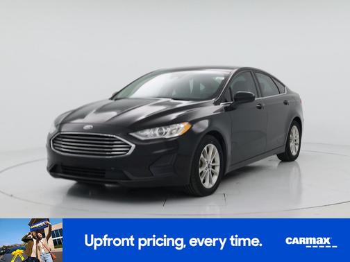 Black 2019 Ford Fusion SE