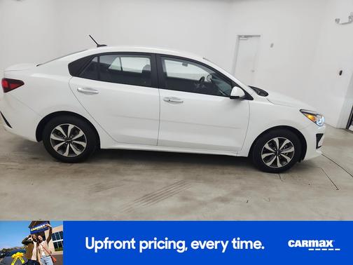 White 2023 Kia Rio S