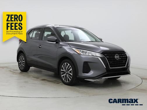 Gray 2021 Nissan Kicks SV