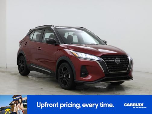 Red 2022 Nissan Kicks SR