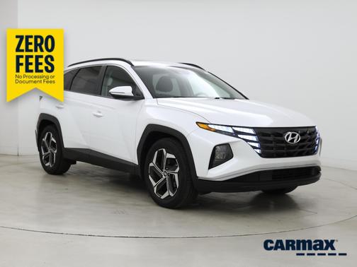 White 2022 Hyundai TUCSON SEL