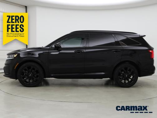 Black 2022 Kia Sorento SX