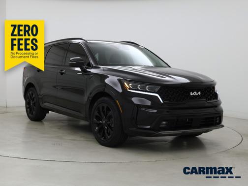 Black 2022 Kia Sorento SX