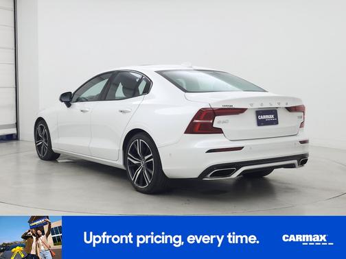 2020 Volvo S60 T5 R-Design