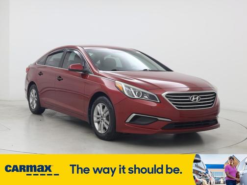 2016 Hyundai SONATA SE
