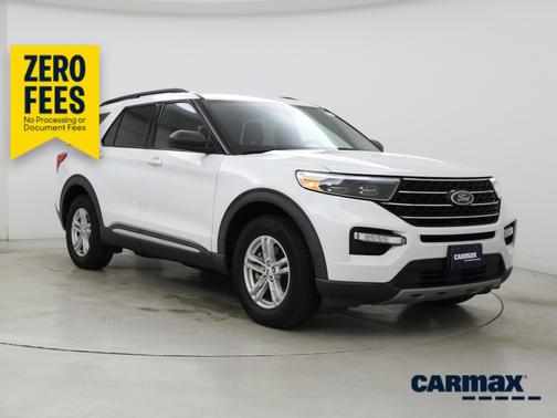 White 2020 Ford Explorer XLT