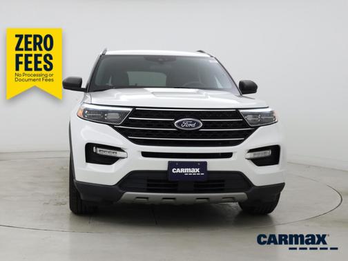 White 2020 Ford Explorer XLT