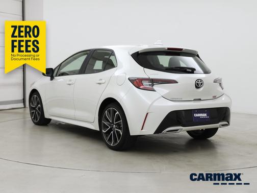 White 2020 Toyota Corolla Hatchback XSE