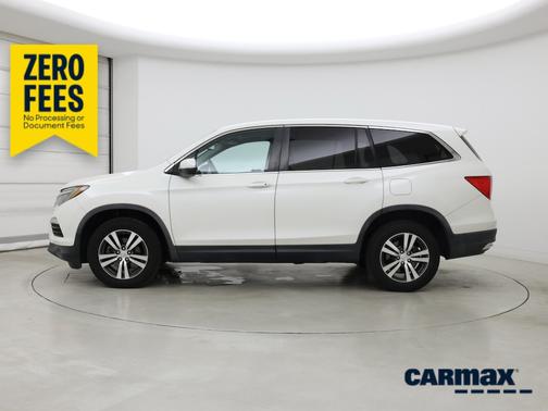 White 2018 Honda Pilot EX-L
