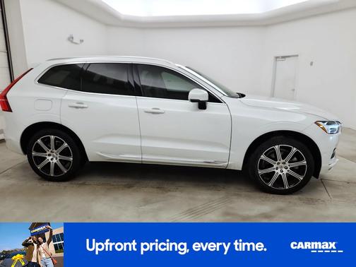 White 2019 Volvo XC60 T6 Inscription