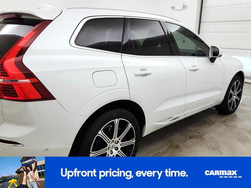 White 2019 Volvo XC60 T6 Inscription