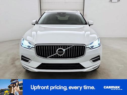 White 2019 Volvo XC60 T6 Inscription