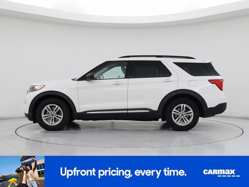 White 2020 Ford Explorer XLT