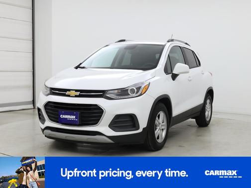 White 2022 Chevrolet Trax LT