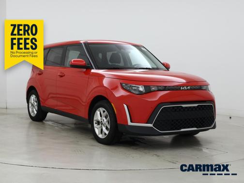 Red 2023 Kia Soul LX