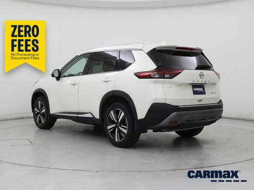 White 2023 Nissan Rogue SL