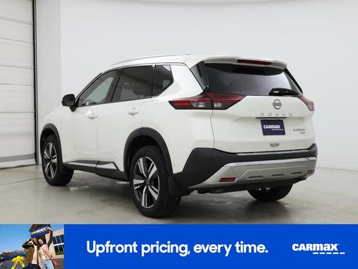White 2023 Nissan Rogue Platinum