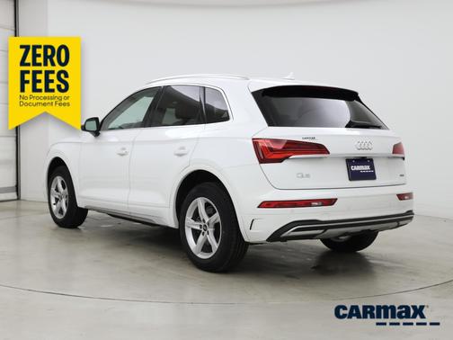 White 2023 Audi Q5 Premium