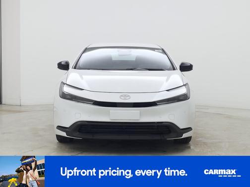 2025 Toyota Prius LE